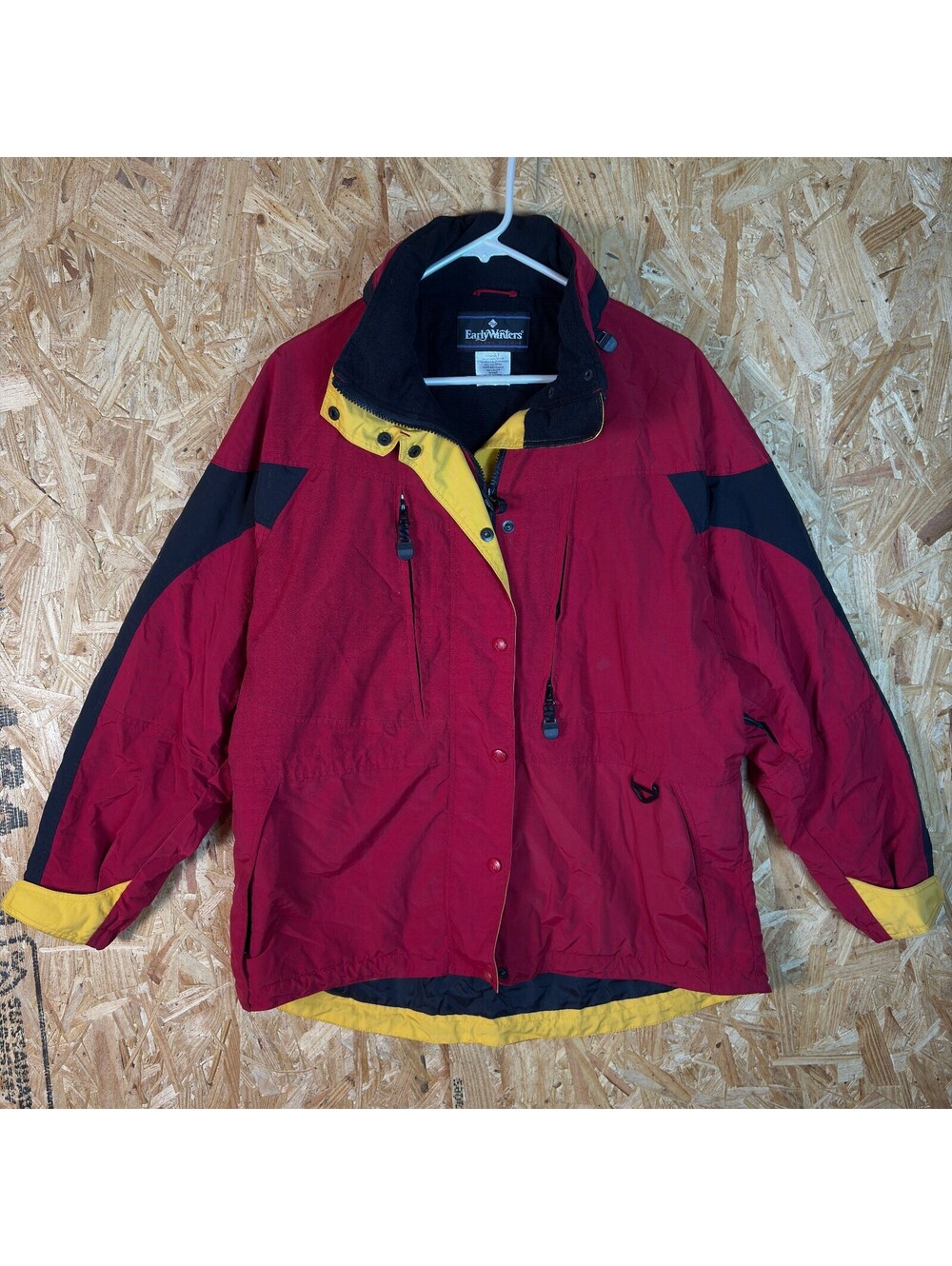 Early Winters Alpenlite red and black jacket